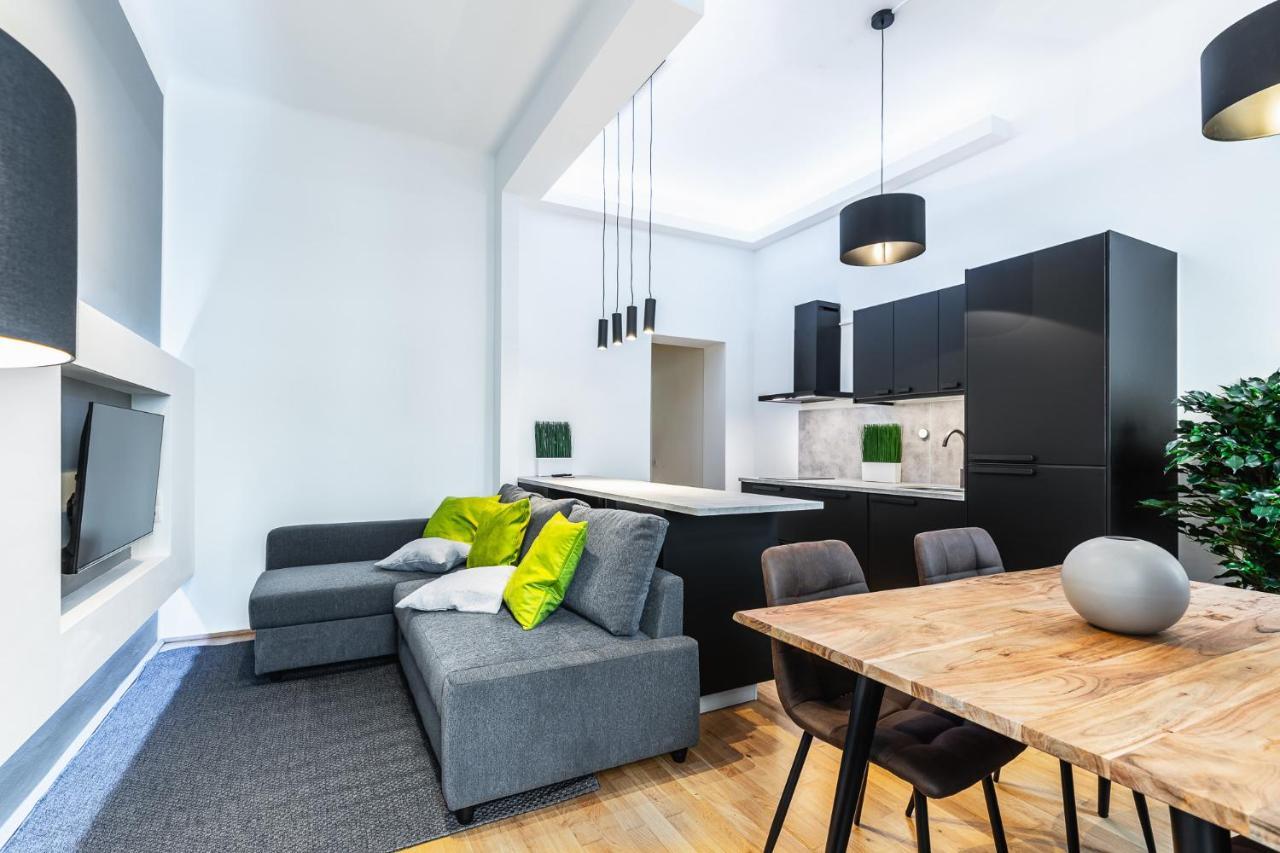 Stylish Designed Apartment In A Top Location Viena Exterior foto